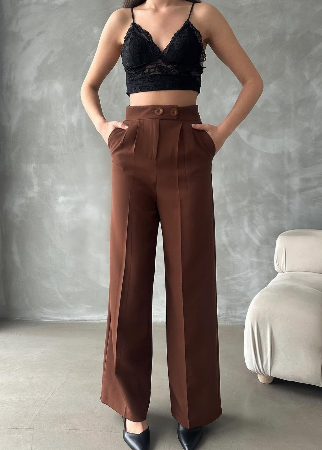 Pantalon RODEN en tissu - Marron chocolat