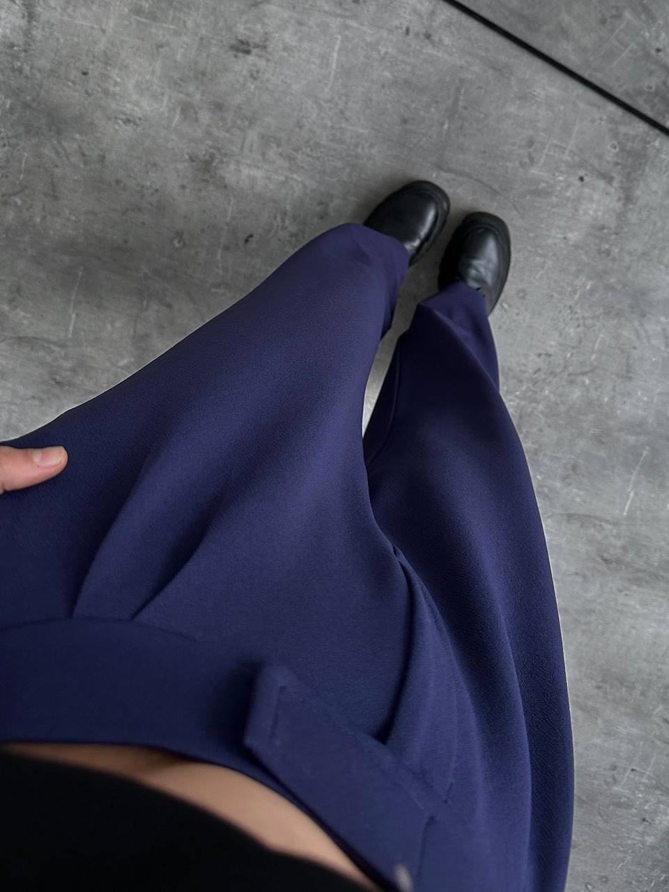 Pantalon LAGOM en tissu - Bleu marine