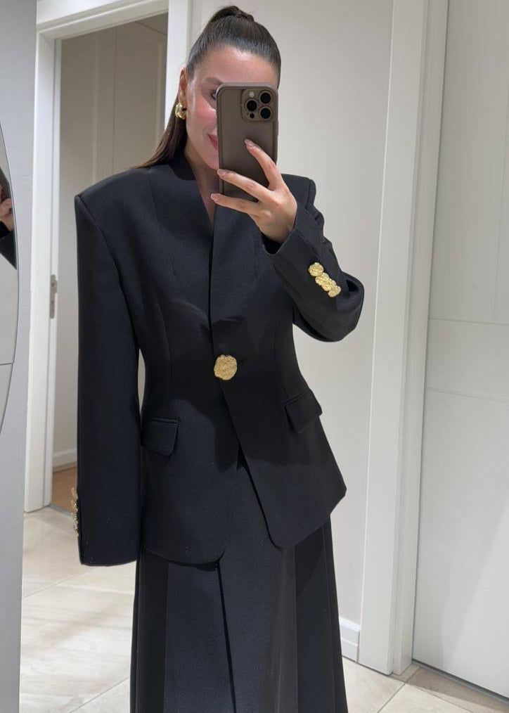 Blazer Épuré noir avec Détails Dorés