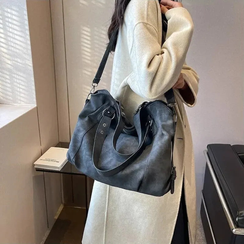 Grand sac à main bandoulière de cours rétro souple Iris