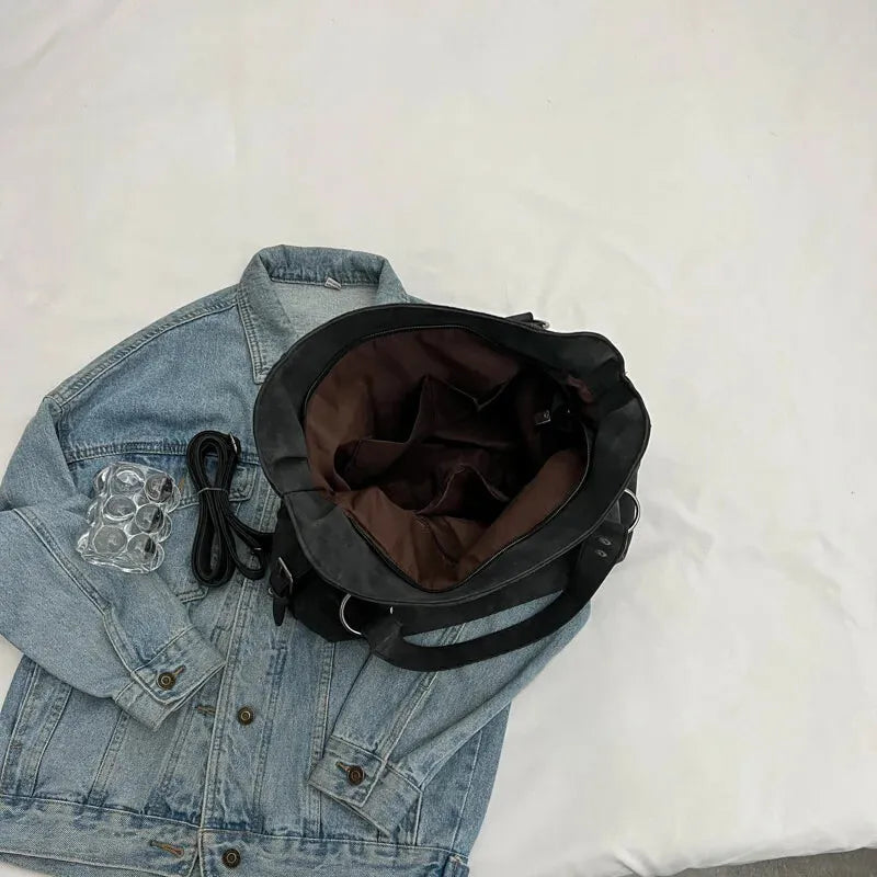 Grand sac à main bandoulière de cours rétro souple Iris