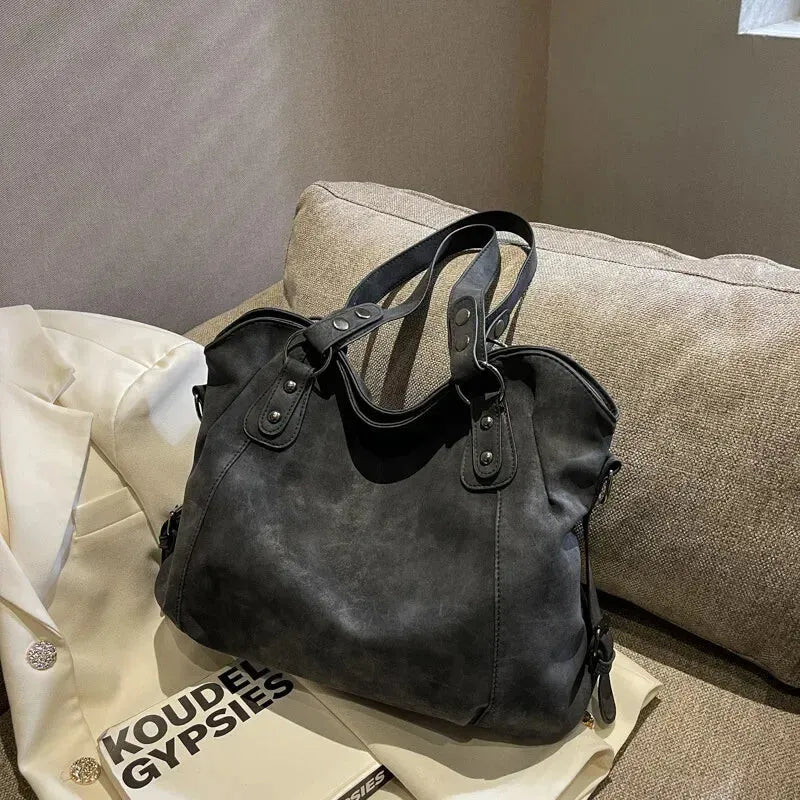 Grand sac à main bandoulière de cours rétro souple Iris